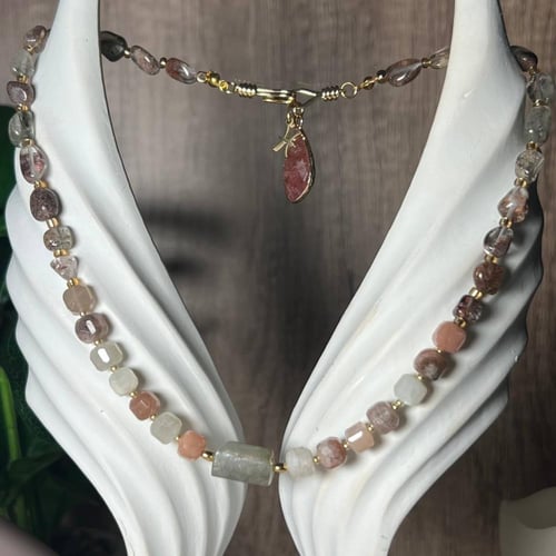 قلادة حجر القمر والجاردن كوارتز – طاقة الصفاء والا...