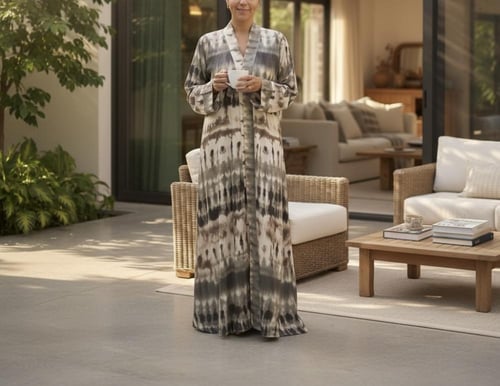 عباية كاجوال أنيقة بخفة الكشمير القطني مع طابع تاي...