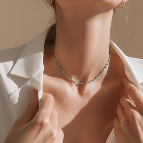 قلادة فضة مطلية بالذهب مع حجر الفيروز – أناقة ناعم...