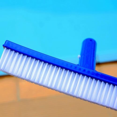 فرشاة مسبح بلاستيك بمقبض بلاستيك