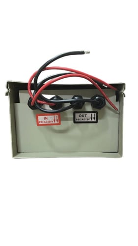 محول كهرباء إلى 12V