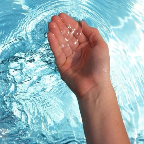 كلور كريستال مركز 97% - 7.5KG