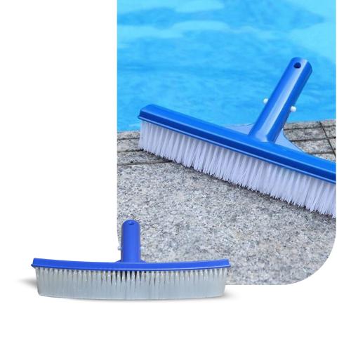 فرشاة مسبح بلاستيك بمقبض بلاستيك