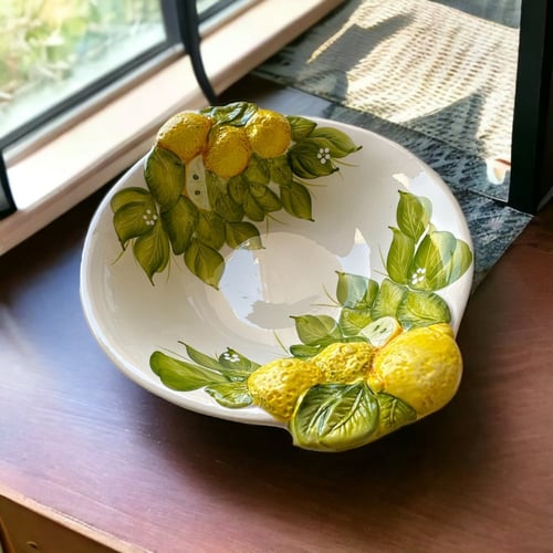 وعاء أوراق الليمون بنقوش بارزة