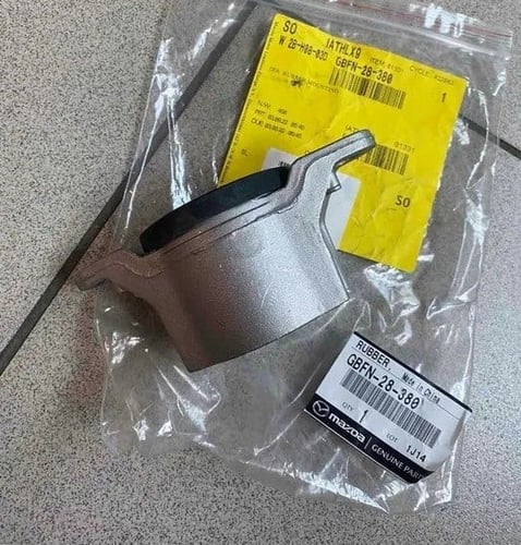 كرسي مساعد خلفي (مازدا 6) اصلي 2019-2025