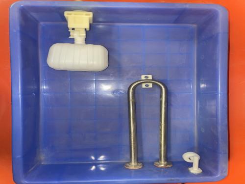 حوض للرطوبه بلاستيك مع عوامه وسخان ٣٠٠ وات