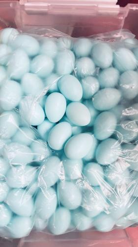 بيض عصافير صناعي اخضر