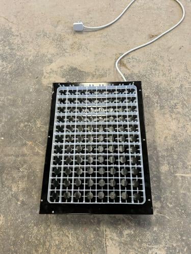 كاشف بيض للدجاج البلدي ٨٨بيضه