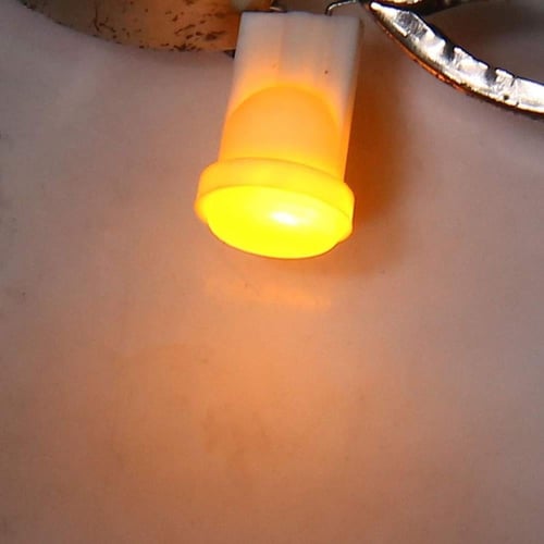 ليد اصفر توباكس كوري