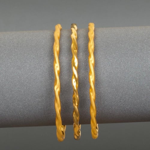 غوايش ذهب مموج مطفي ولماع