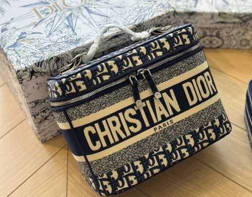 Dior8021