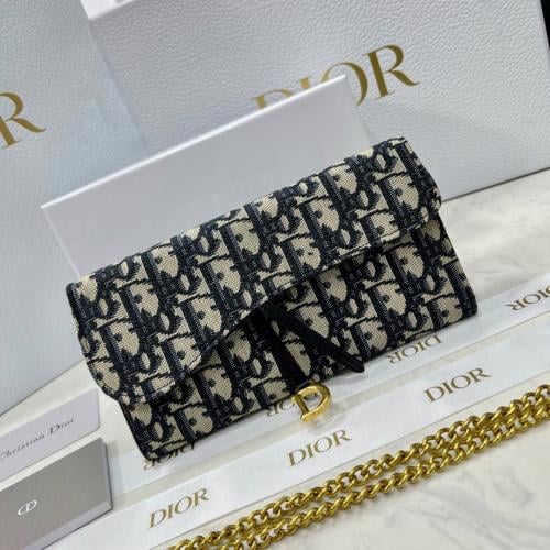 Dior10