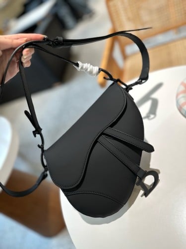 Dior69
