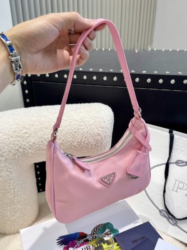 Prada1