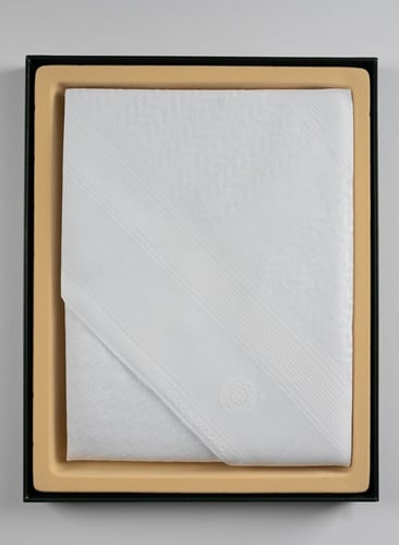 شماغ انجليزي الاول اميرال ابيض