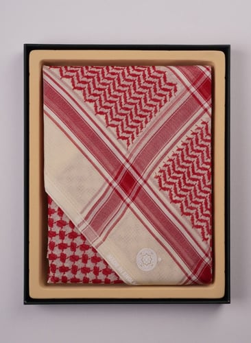 شماغ رواية احمر مع لاتية