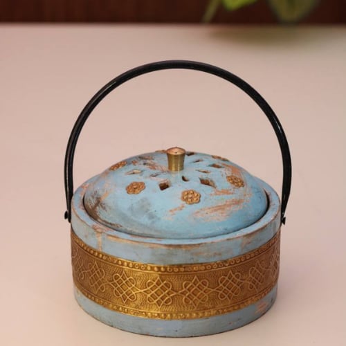 مبخرة خشبية