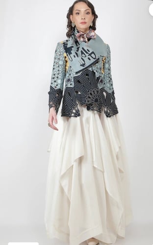 تيور بجاكيت مشغول