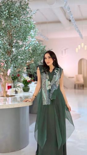 فستان اخضر
