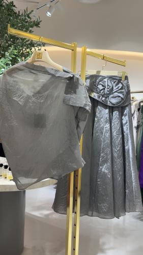 طقم تيور رمادي