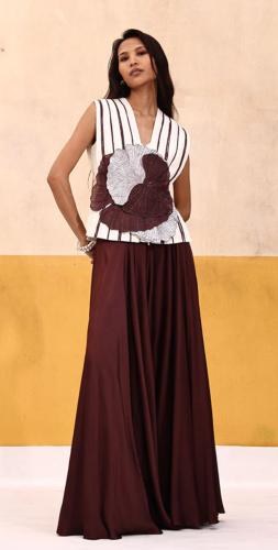 فستان اوف وايت بني