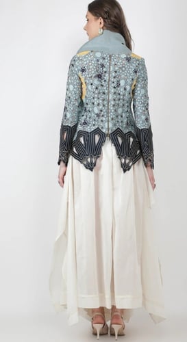 تيور بجاكيت مشغول