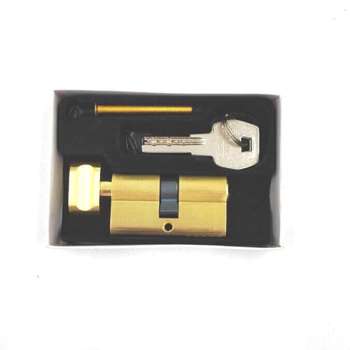 قلب باب خشب ذهبي مع مفتاح