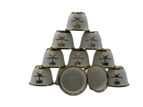 فنجان قهوة سيفين ونخلة