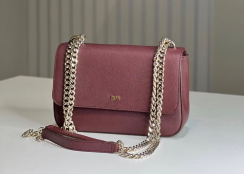 دكني - Dkny