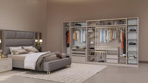 سرير ودولاب وكمدينة عدد2 وتسريحة