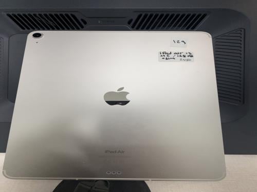 ايباد اير ١٣ ١٢٨قيقا