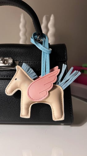 تعليقة حصان