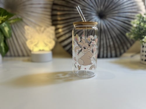 كوب زجاج شفاف بتصميم خباط