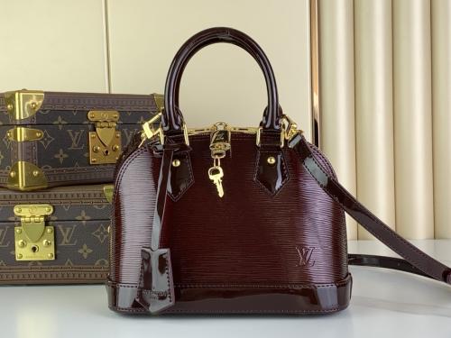 شنطه Lv