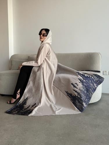 Z189 / قماش كريب بييج وجاكار بييج مع كحلي