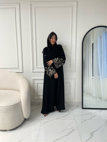 Z65 / قماش لمياء وتطريز بيج