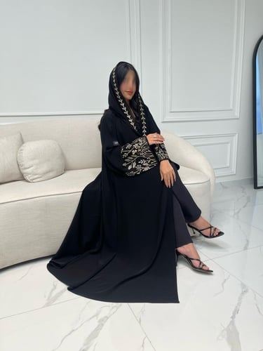 Z65 / قماش لمياء وتطريز بيج