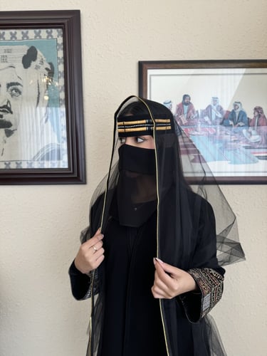 2 / برقع وطرحة التأسيس