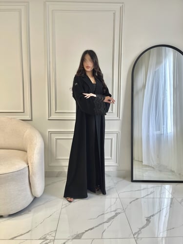 Z70 / قماش كريب لمياء وكلفه خرز