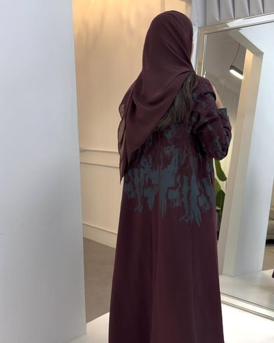 Z353 / قماش كريب عنابي وتركواز قصة بليزر مبطنة مع...