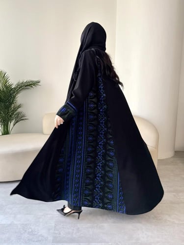 Z298 / قماش كريب كوبرا مع تطريز كمبيوتر بالجوانب و...