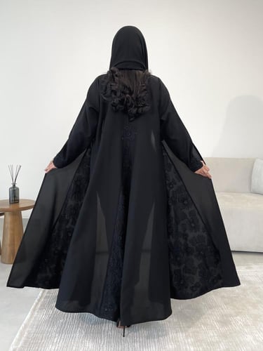 Z247 / قماش كريب مينيمات وقماش تل مشجر مع خرز