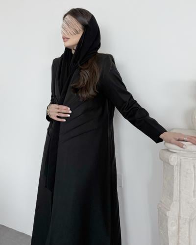 Z371 / قماش كريب اسود قصة بليزر مبطنة متوفرة بعدة...