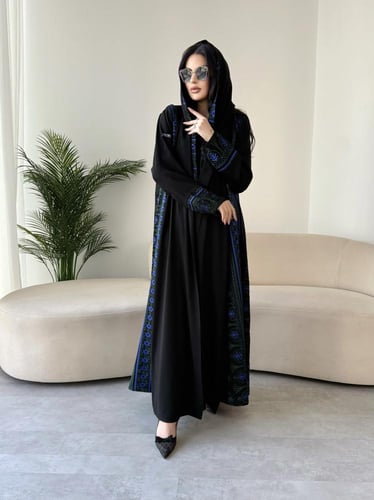 Z298 / قماش كريب كوبرا مع تطريز كمبيوتر بالجوانب و...