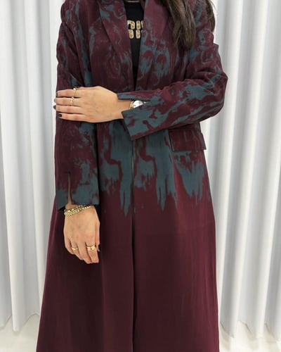 Z353 / قماش كريب عنابي وتركواز قصة بليزر مبطنة مع...