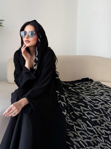 Z300 / قماش كريب وتطريز كمبيوتر بالخلف خيوط زري فض...