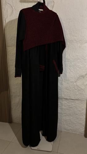 عباية شال الصوف(عنابي)