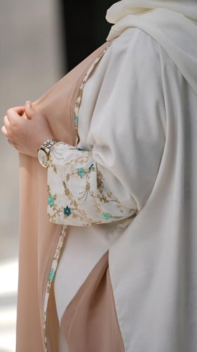 عبايه لنن زري