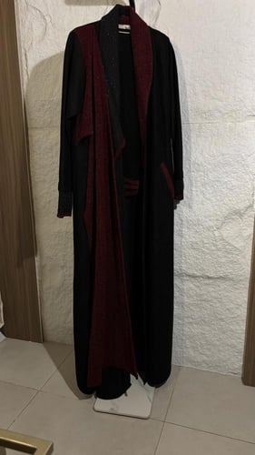 عباية شال الصوف(عنابي)