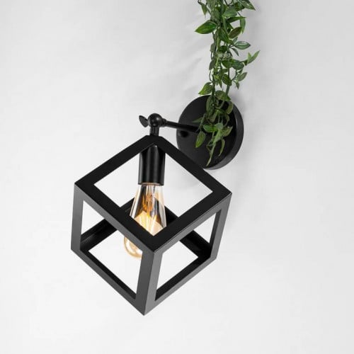 انارة جدارية مربع